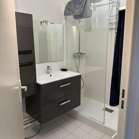 Sports & Detente, Piscine, Parking A St Raphael Apartman Saint-Raphaël