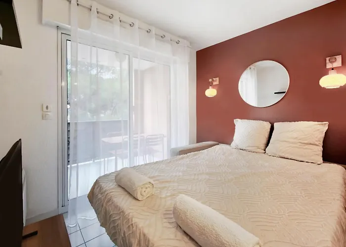 Apartamento Pomme De Pin - Piscine, Tennis Et Parking *