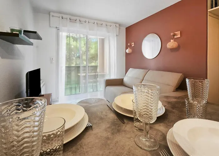 Apartamento Pomme De Pin - Piscine, Tennis Et Parking *