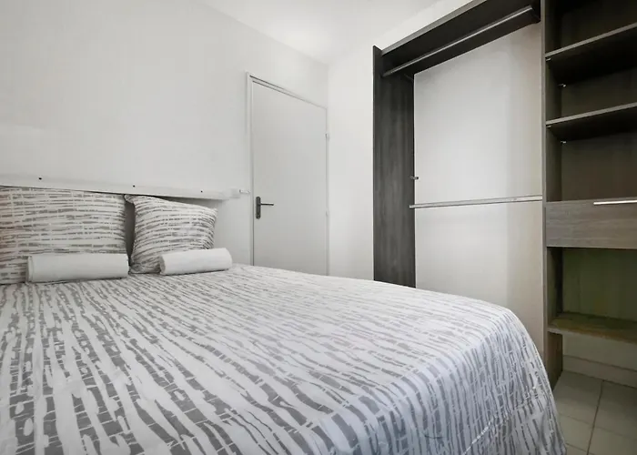 Apartamento Pomme De Pin - Piscine, Tennis Et Parking Saint-Raphaël